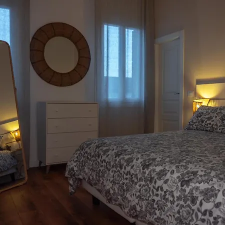 Duplex A Due Passi Dal Centro شقة
